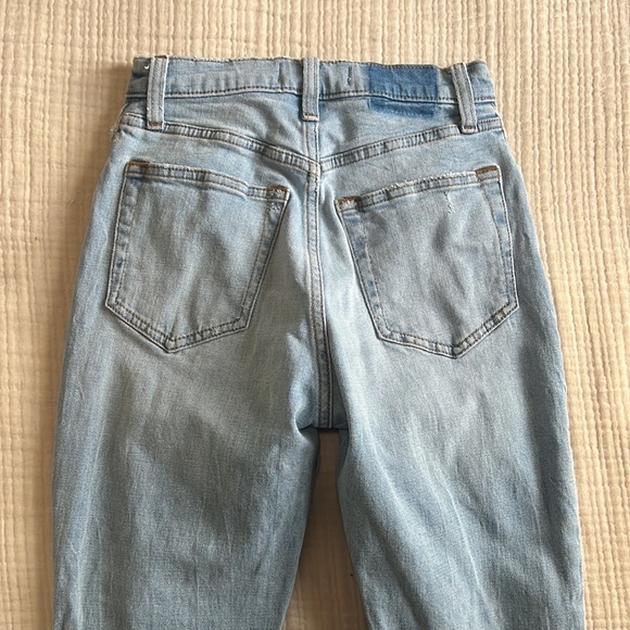 Abercrombie Curve Love Ankle Straight Ultra High Rise - Picture 4 of 6